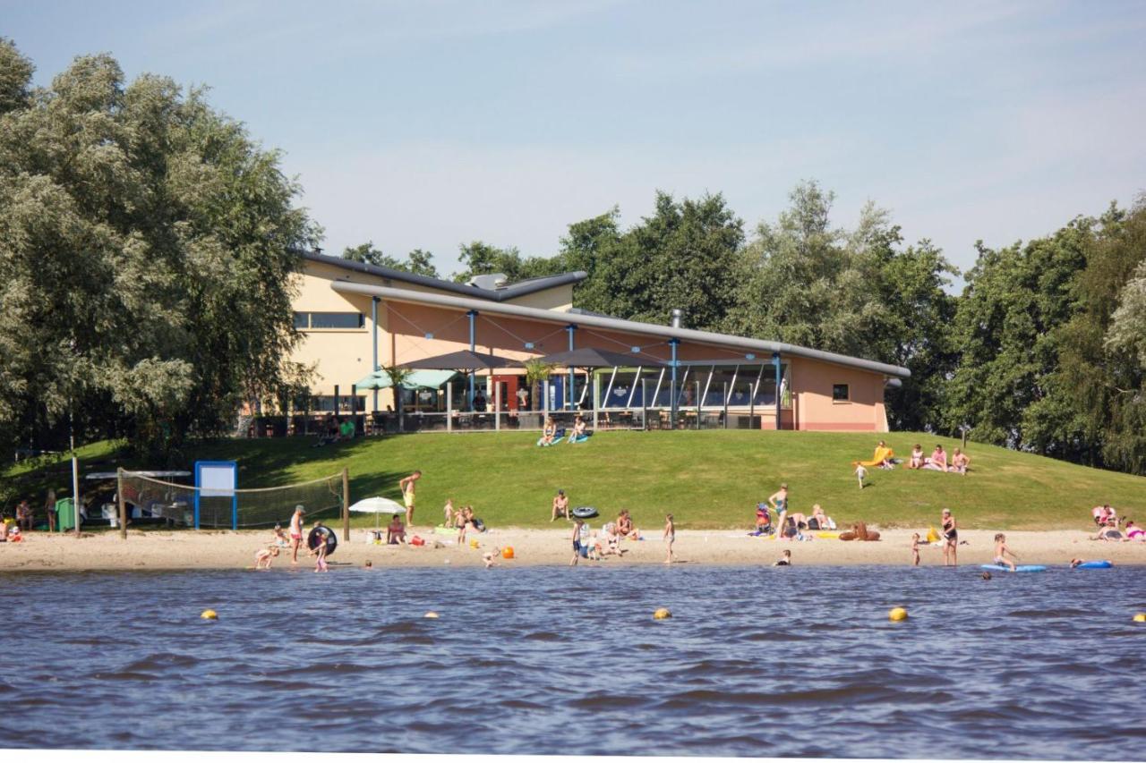 Vakantiepark Bergumermeer - 689 Suameer Eksteriør bilde
